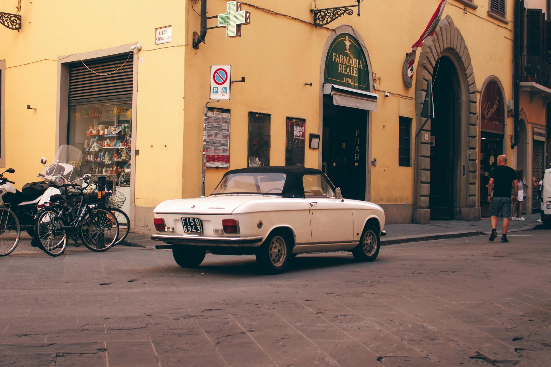 Cheap Car Rental Florence – How to Find the Best Deals - GoFreeRent guide