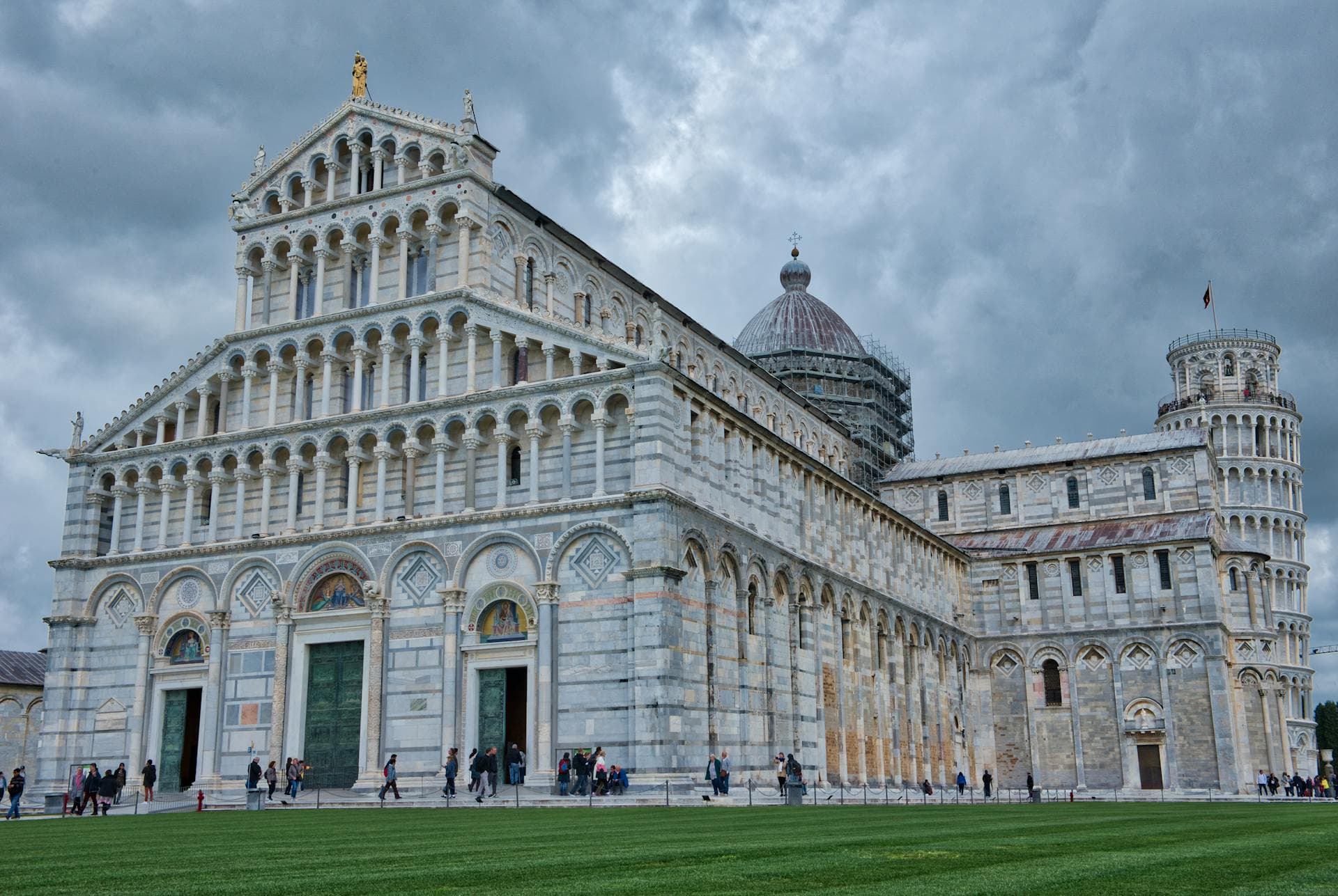 Car Rental at Pisa Airport - GoFreeRent guide